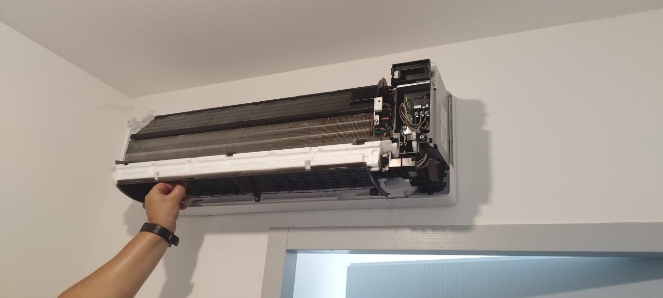 Entretien de climatisation.